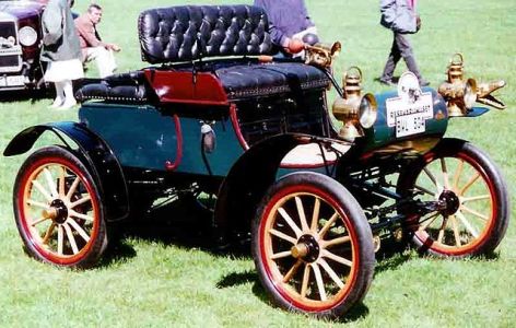 Oldsmobile Curved Dash Runabout - 1904